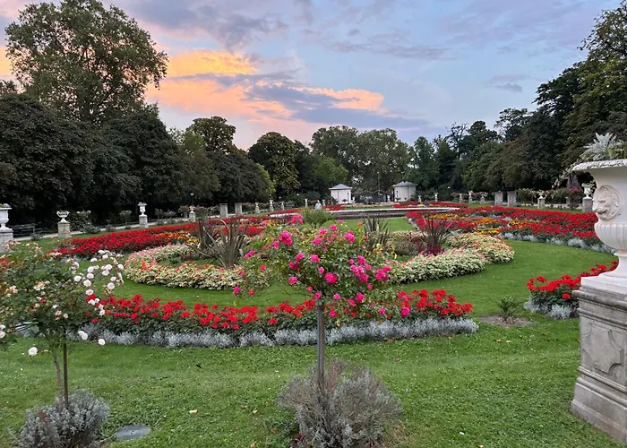 4 Min Naehe Von Hbf Und Dom Mit Garten ,balkon & Office