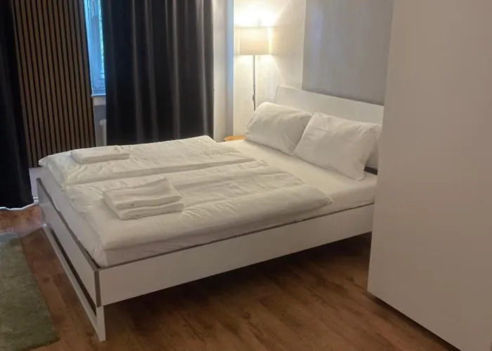 4 Min Naehe Von Hbf Und Dom Mit Garten ,balkon & Office