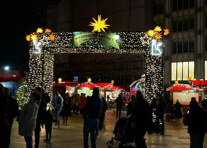 Διαμέρισμα 4 Min Naehe Von Hbf Und Dom Mit Garten ,balkon & Office *